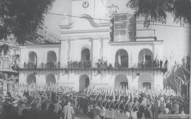 Cofre de madera - Museo Histórico - Cornelio de Saavedra